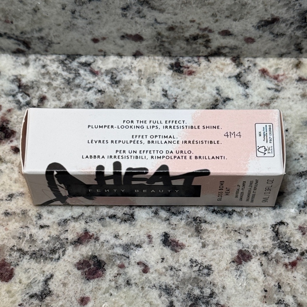 Fenty FU$$Y Heat Gloss Bomb Heat - Picture 7 of 7